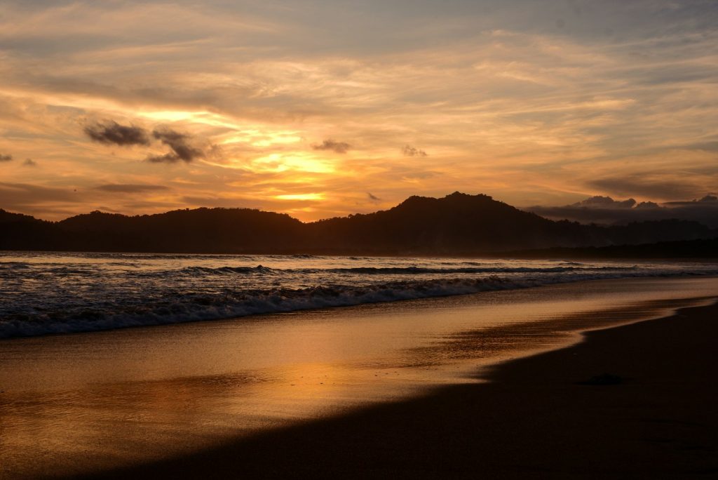 Labuan Bajo Airport Transfer: Getting from the Airport to Your Hotel & Marina